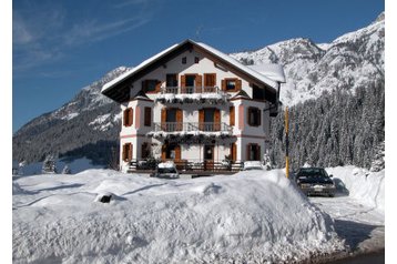 Włochy Privát Sappada, Zewnątrz